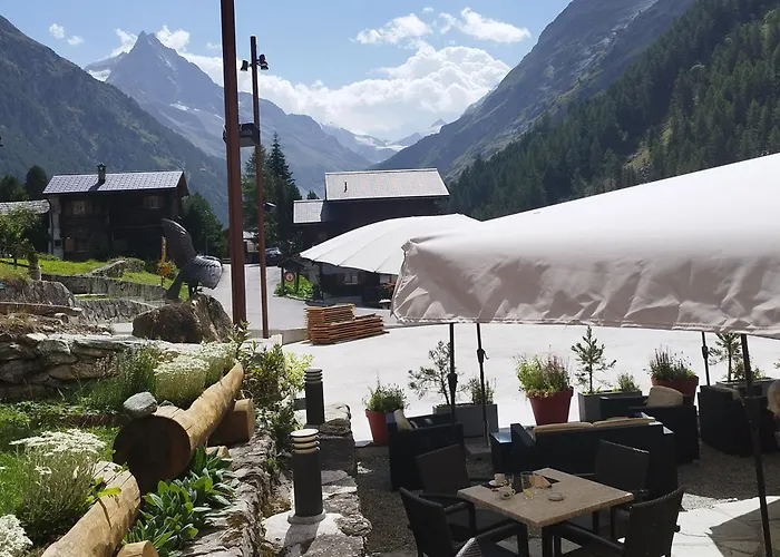 Hotel Le Besso - Swiss Romantic Lodge Zinal